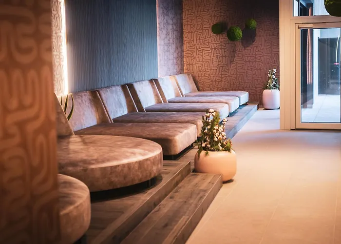 Alpine Boutique Wollee سخلادميخ